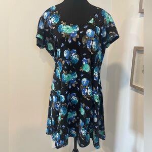 Lily Morgan Blue & Black Dark Floral Dress With Back Cut-Out EUC